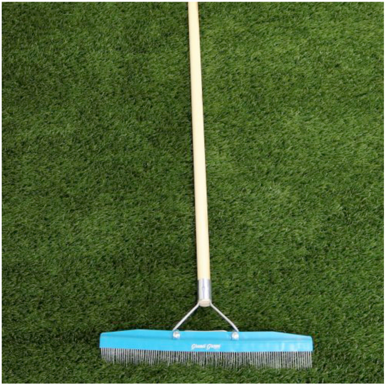 Clean Up your Artificial Lawn with a Grandi Groom Rake