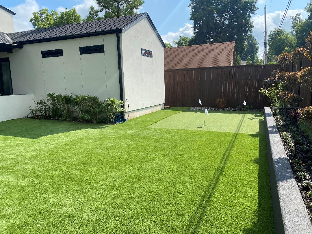 artificial turf putting green